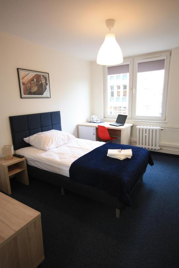 Studencki Dom Marynarza Pasat Hostel Шчечин Екстериор снимка